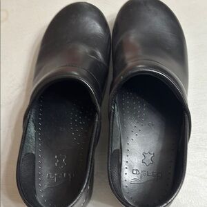 DANSKO Black Clogs 42